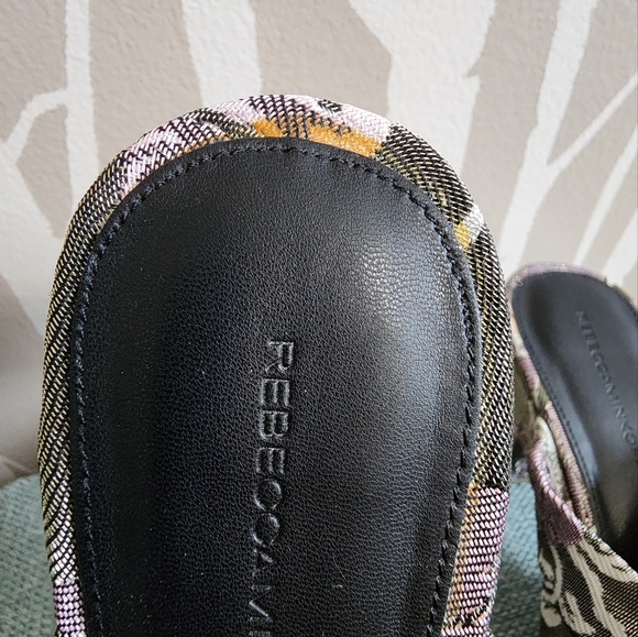 Rebecca Minkoff: Floral Wedge - Picture 3 of 9